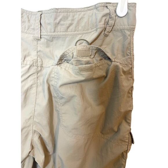 Columbia Women's Khaki Cargo Capris with Button Adjustable Waist Size 8 - Picture 7 of 15